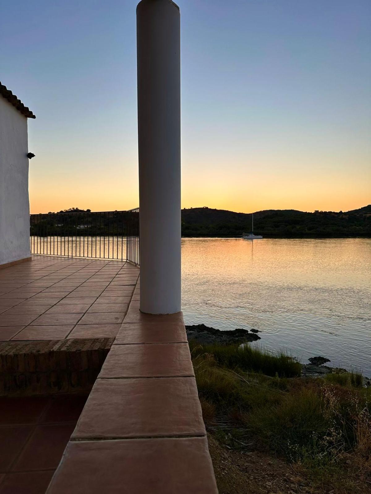 Magnifica Casa A Orillas Del Guadiana هويلفا المظهر الخارجي الصورة
